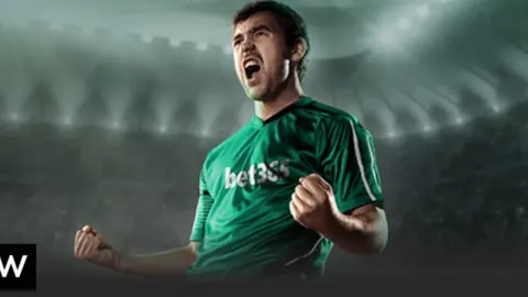 全红婵行程曝光备受瞩目，父母祝愿女儿幸福快乐，国家荣光传承